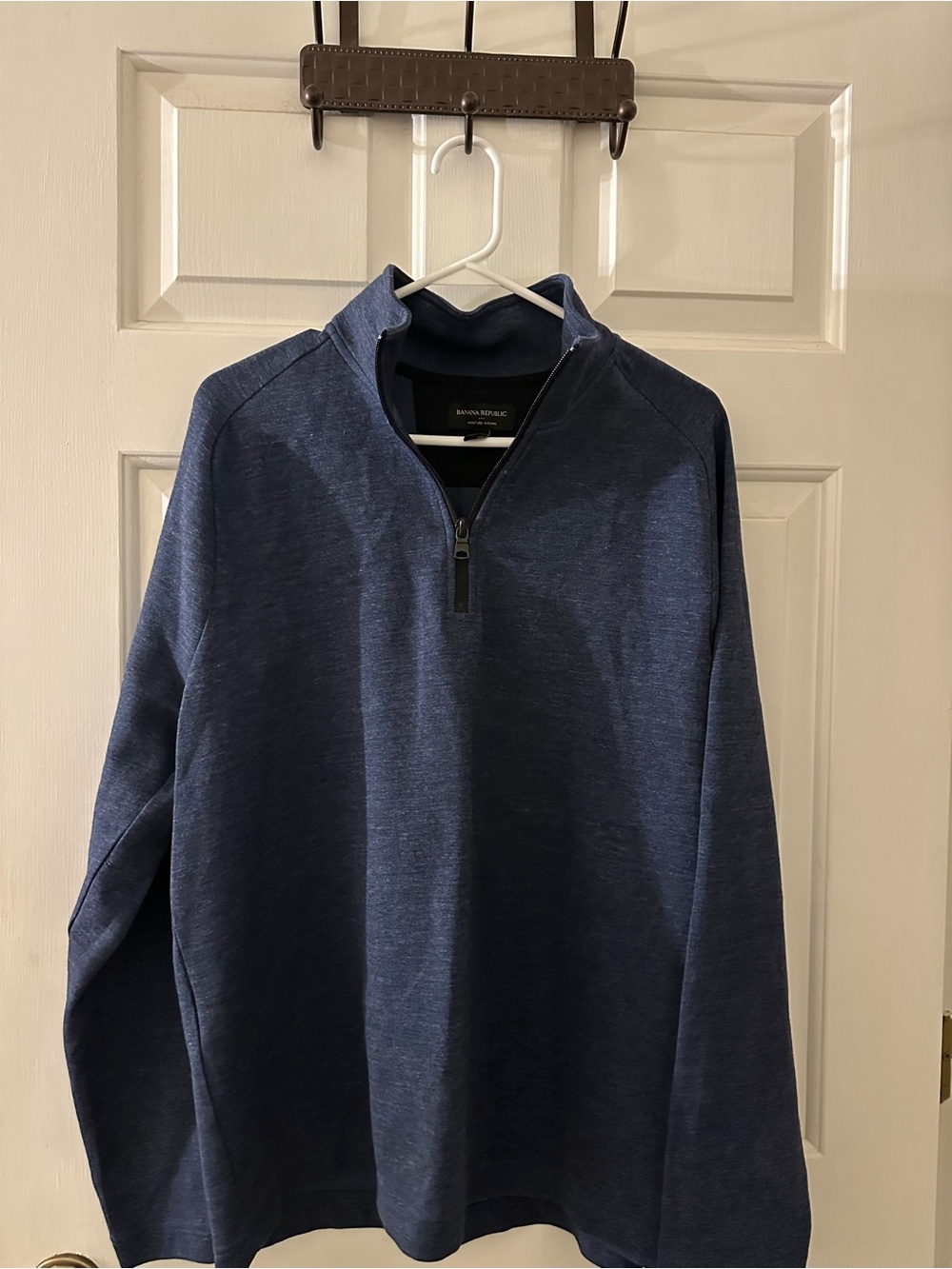 Banana Republic Men's Heather Navy Quarter-Zip Pullover